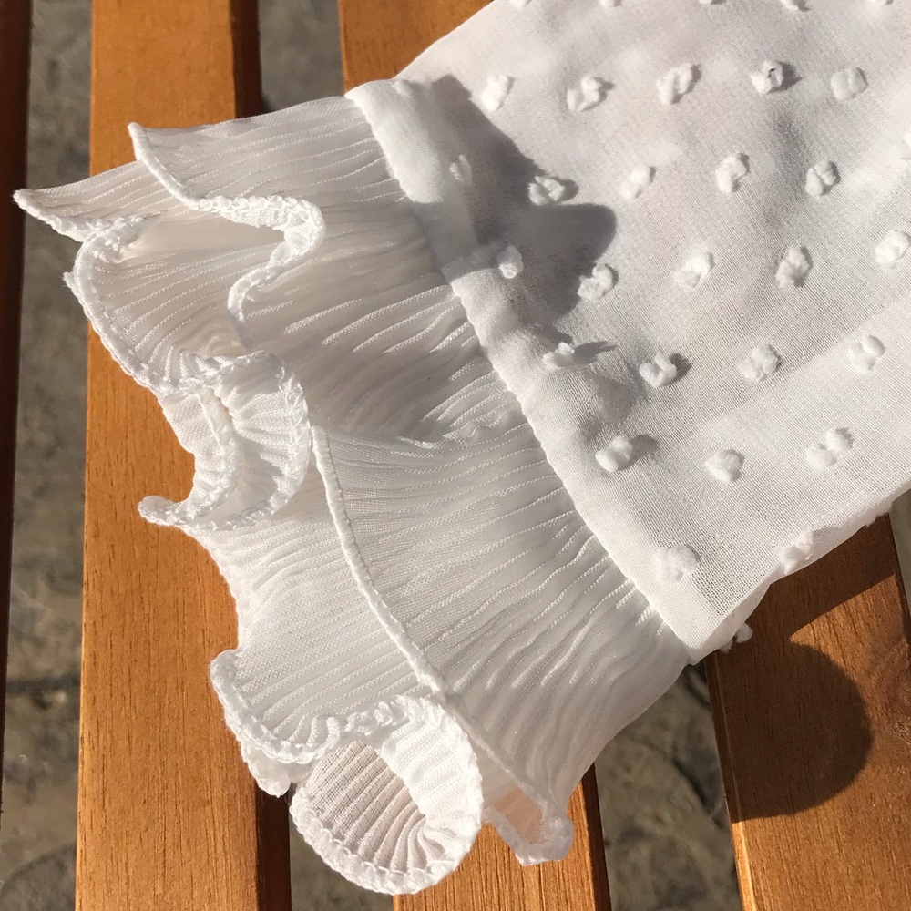 Boutique Romantic retro RUFFLES BLOUSE - Picture 5 of 6